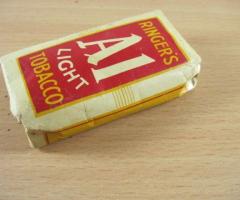 1/2 ounce Ringers A-1 Light Tobacco c.1942 - unopened - cond VG - [TH100] - Image 4